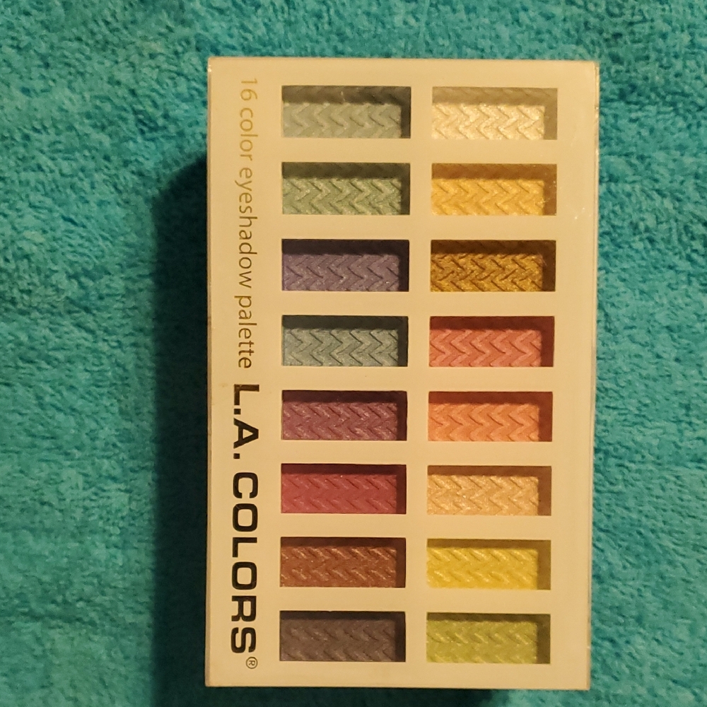 L.A. Colors 16-Color Eyeshadow Palette — Assorted Shimmer & Matte Shades